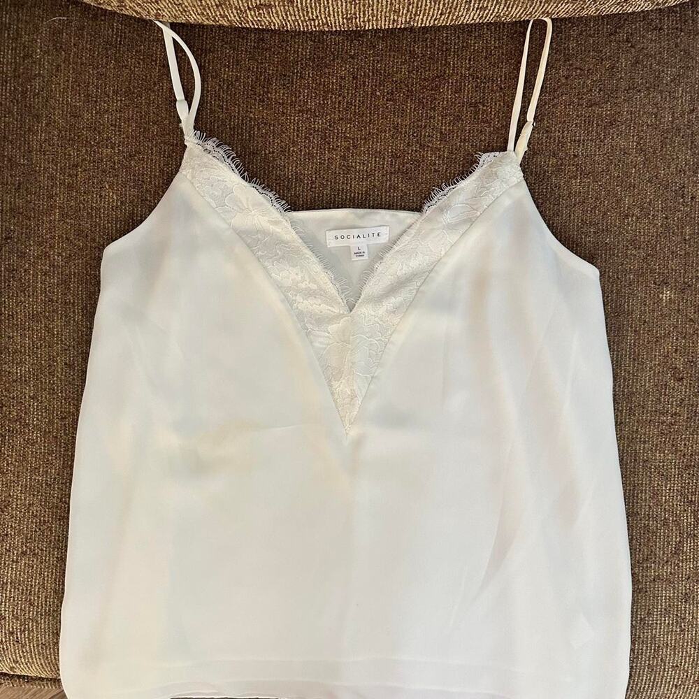 Socialite cream lace cami top